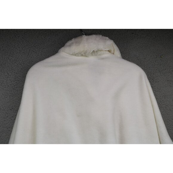 Liz Claiborne Ivory Fleece Cape Wrap w/Faux Fur Collar & Scarf-One Size - Picture 11 of 11